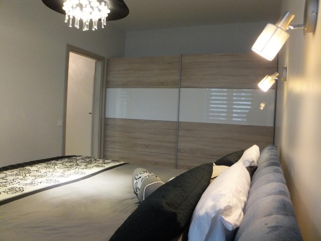 Siauliai Apartments - Traku Oda fotoğraf